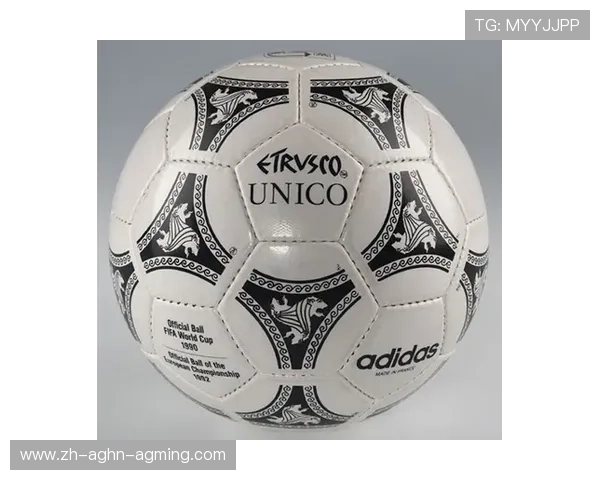 雨天作战装备指南：防水防滑足球装备性能大比拼